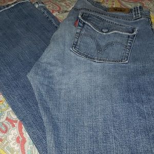 Levi's low flare size 14.